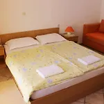 Pansion Franka דירה