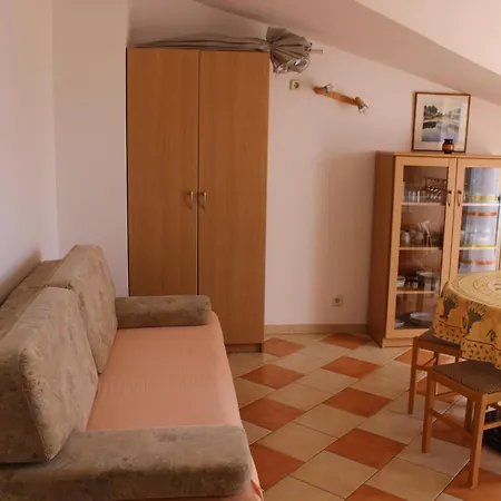 Pansion Franka Apartment