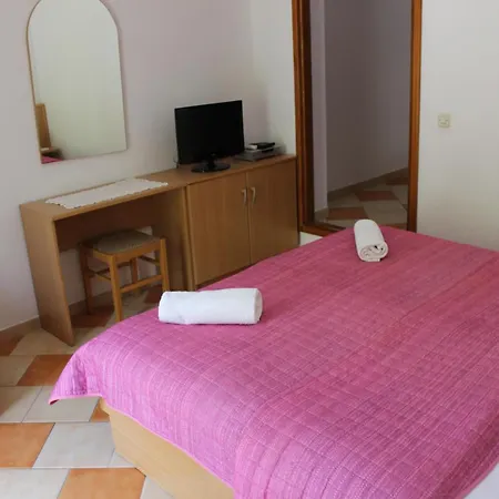 Pansion Franka Apartment
