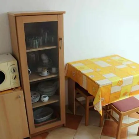 Apartment Pansion Franka Brist
