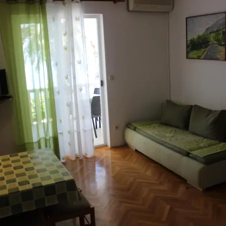 Pansion Franka Apartment