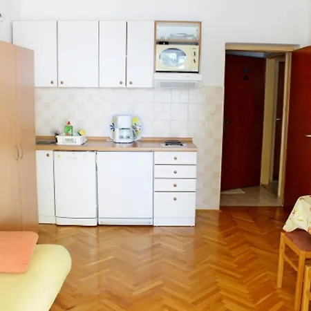 Apartment Pansion Franka