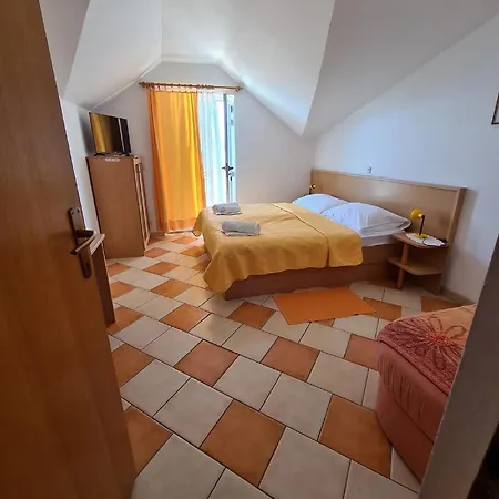Apartment Pansion Franka